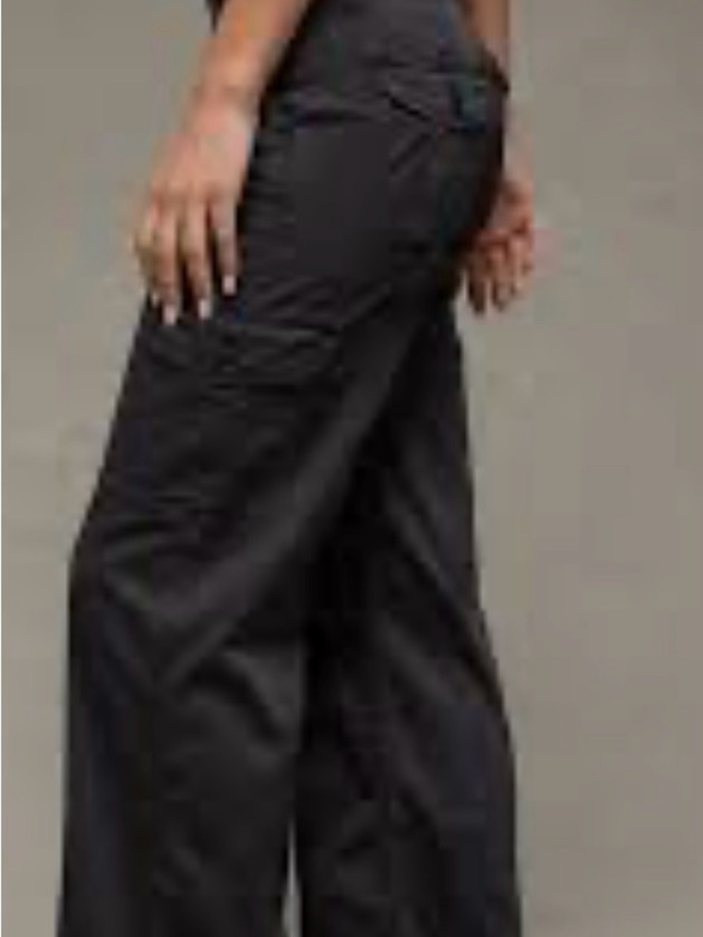American Eagle Outfitters Black Straight-Leg Cargo Pants